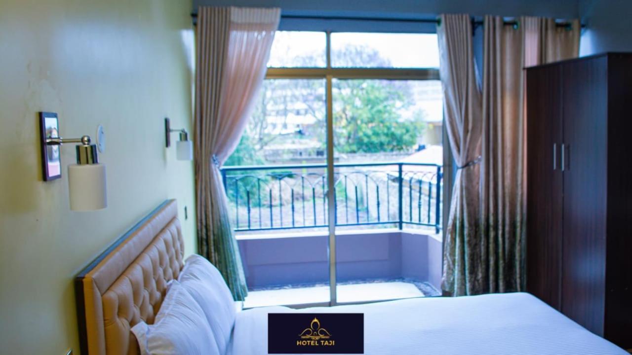 Hotel Taji Nanyuki Exteriör bild