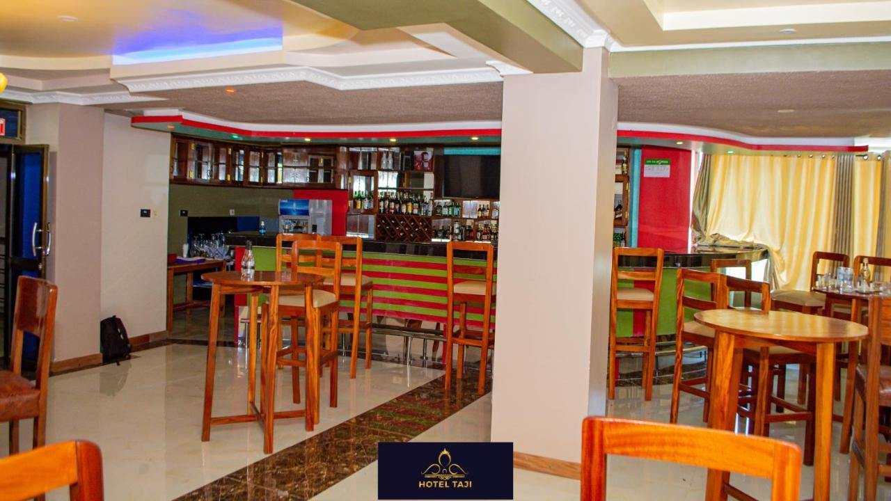 Hotel Taji Nanyuki Exteriör bild