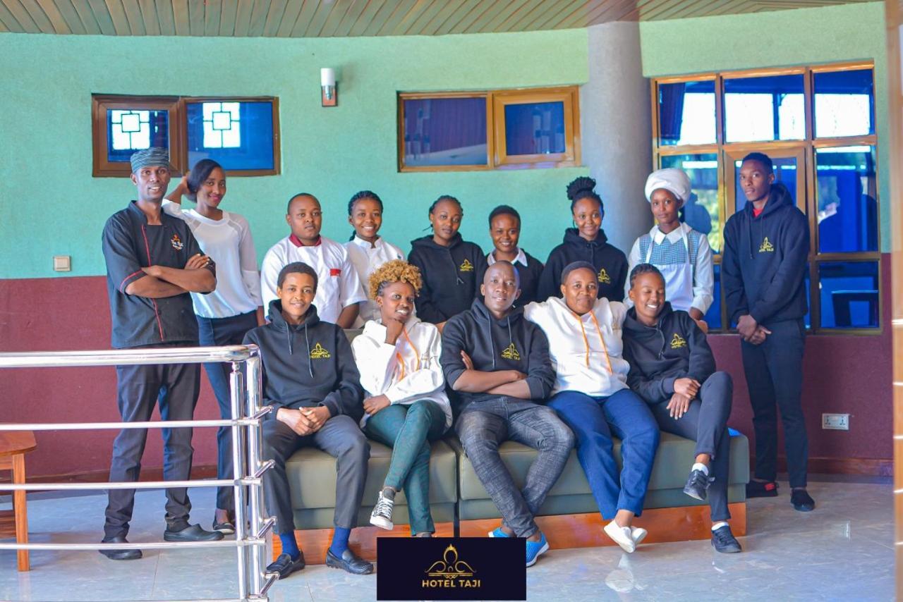 Hotel Taji Nanyuki Exteriör bild