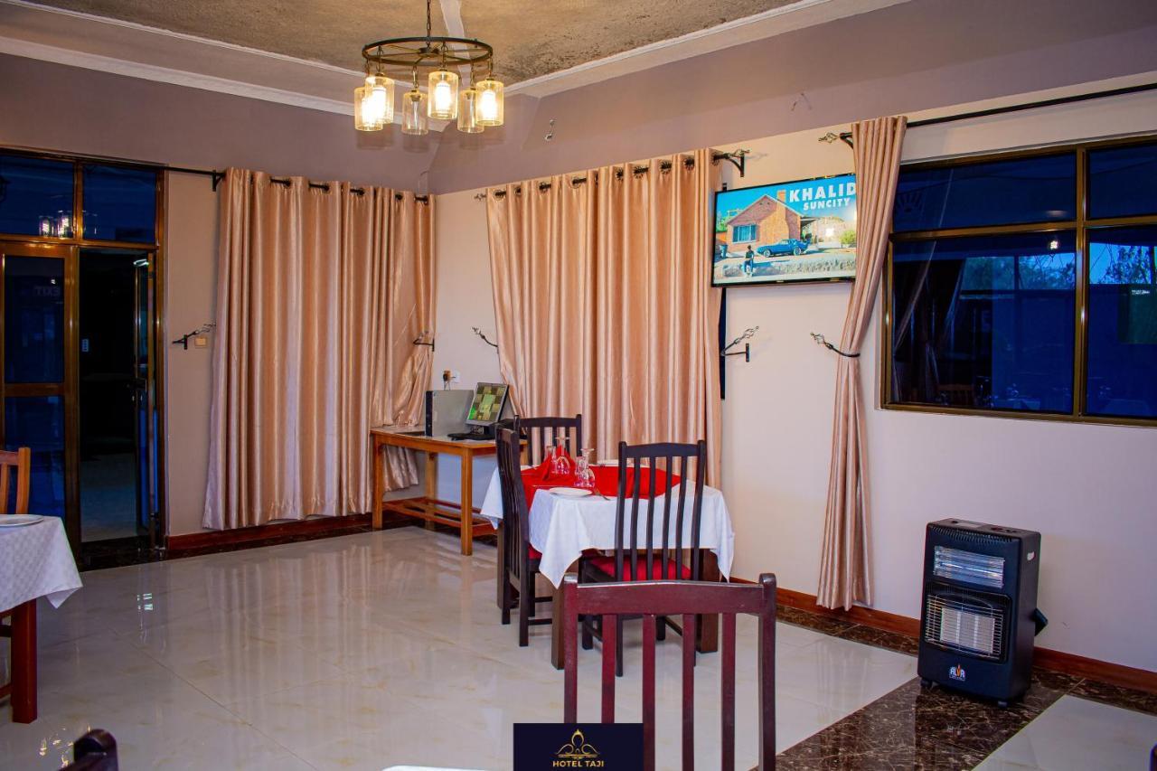 Hotel Taji Nanyuki Exteriör bild