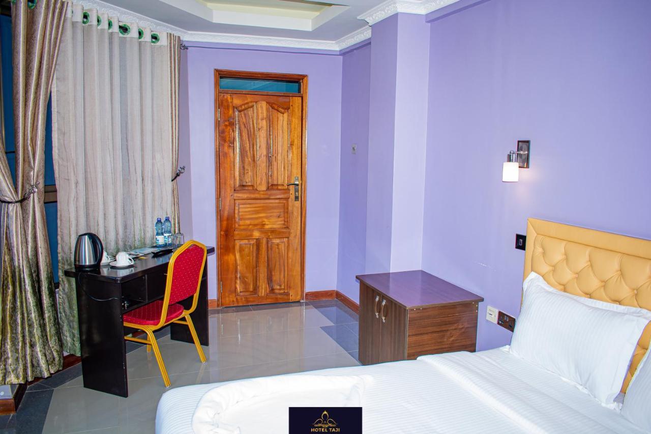 Hotel Taji Nanyuki Exteriör bild